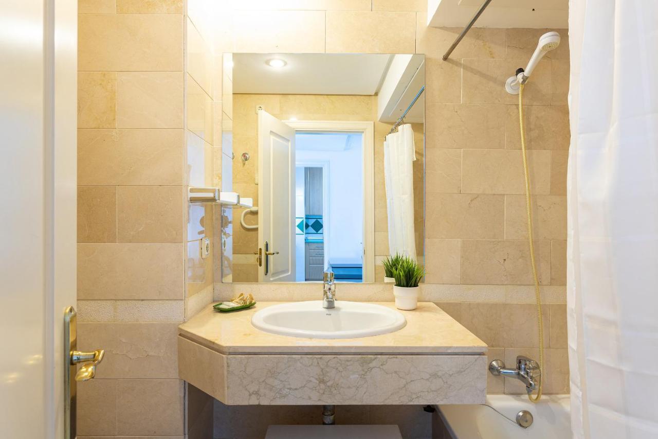 Apartamento Marques De Salamanca Apartment มาร์เบยา ภายนอก รูปภาพ