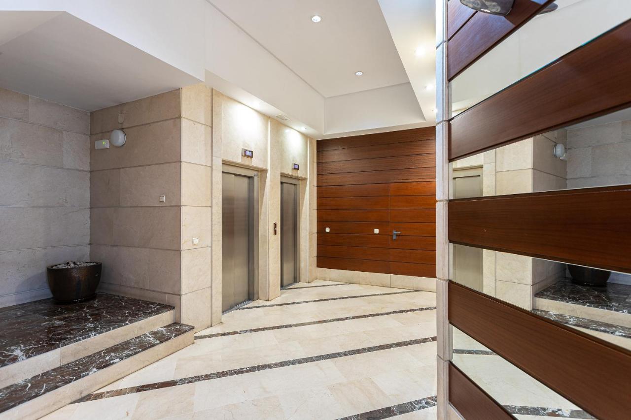 Apartamento Marques De Salamanca Apartment มาร์เบยา ภายนอก รูปภาพ